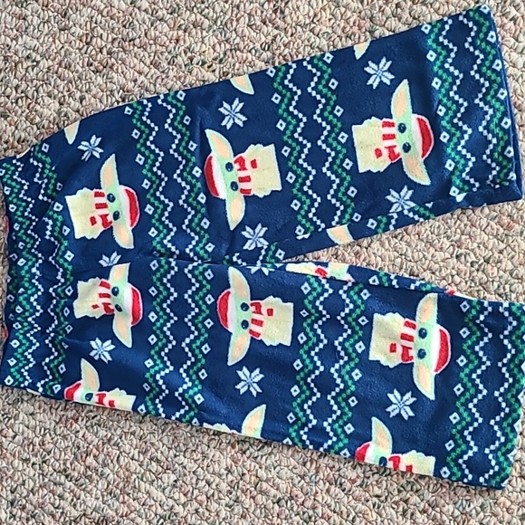 JAMMIES FOR FAMILIES GIRLS 2 PIECE STAR WARS GROGU PAJAMA SET SIZE 8 - Picture 4 of 14